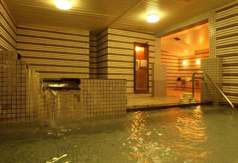 Отель Oze Iwakura Resort