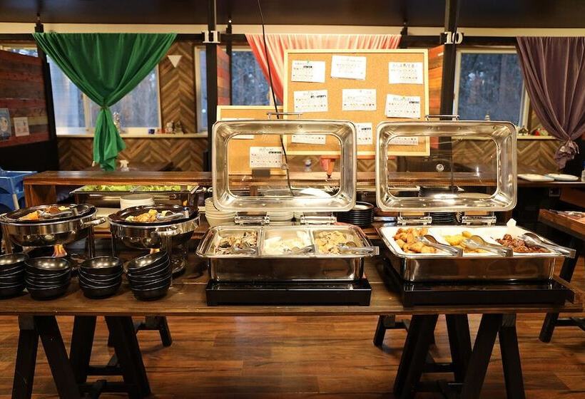 בית מלון כפרי Paper Moon