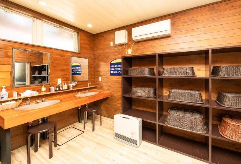 בית מלון כפרי Paper Moon