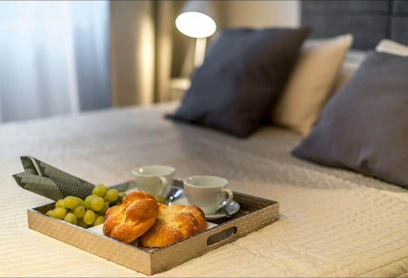 בית מלון כפרי P&o Apartments Chmielna