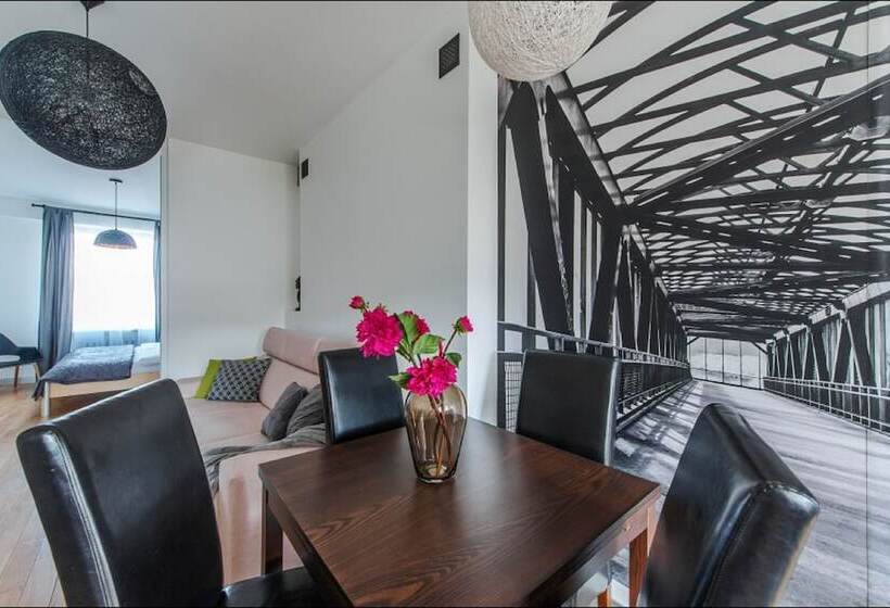 בית מלון כפרי P&o Apartments Chmielna