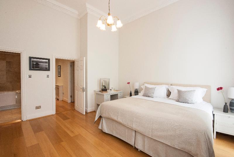 酒店 Queensgate Court