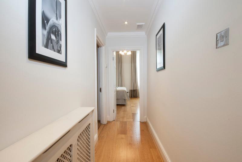 酒店 Queensgate Court