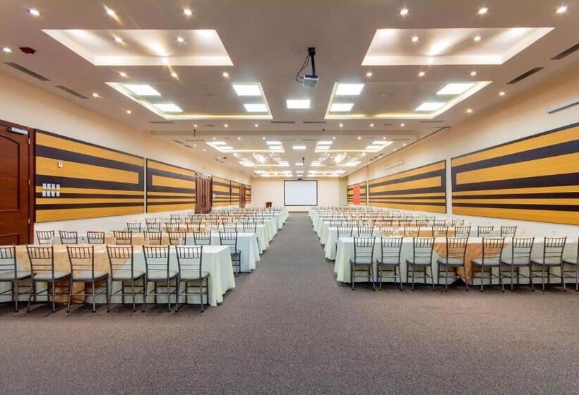 ホテル Rincon De Puembo; Bw Signature Collection