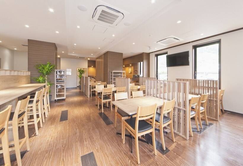 호텔 Route Inn Saiki Ekimae