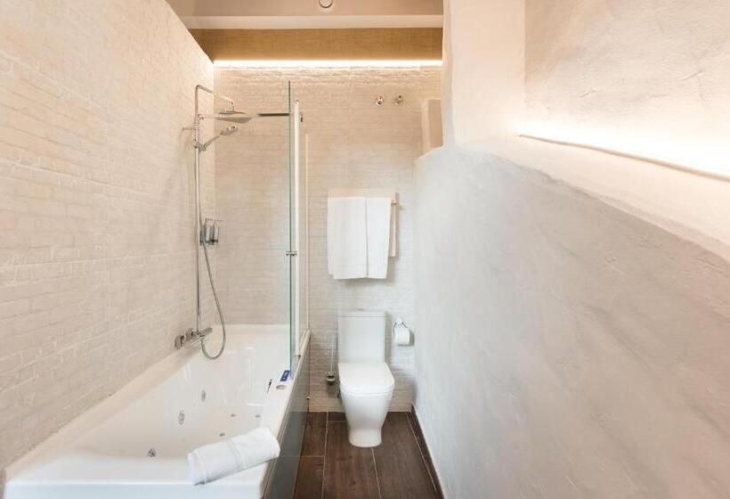 هتل Rural Sagarlore