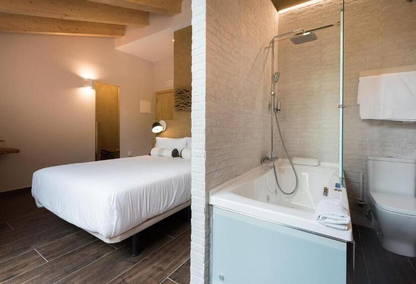 هتل Rural Sagarlore