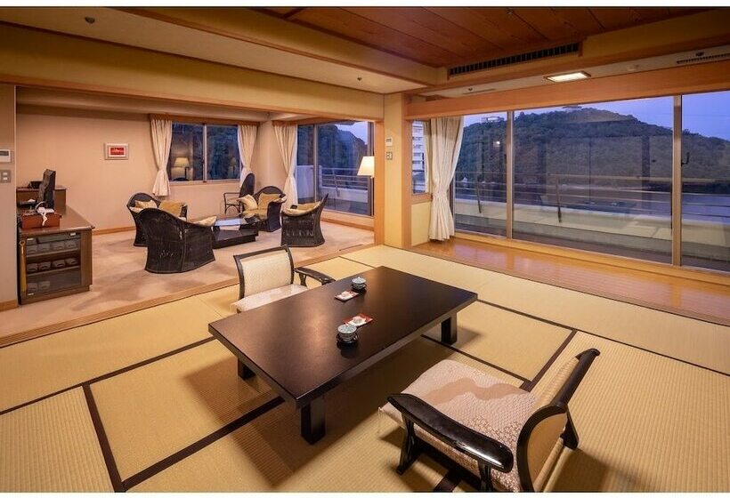 Отель Sansuikan Kinryu