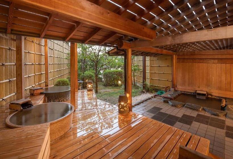 Отель Sansuikan Kinryu