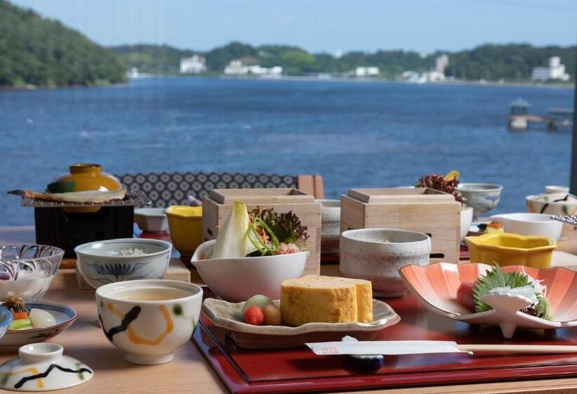 Отель Sansuikan Kinryu