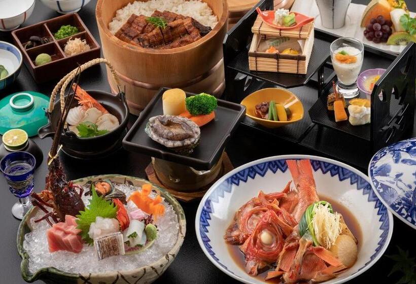 Отель Sansuikan Kinryu