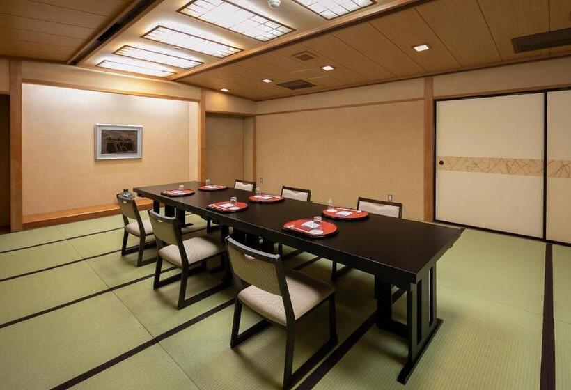 Отель Sansuikan Kinryu