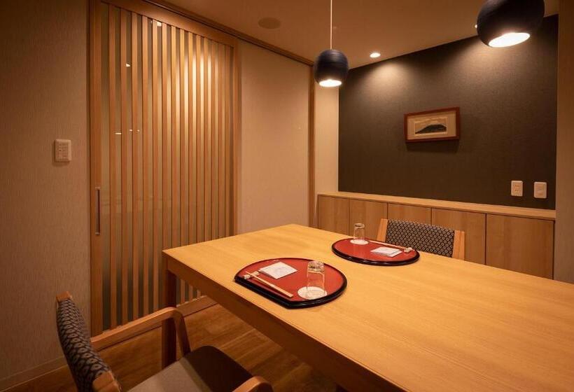 Отель Sansuikan Kinryu