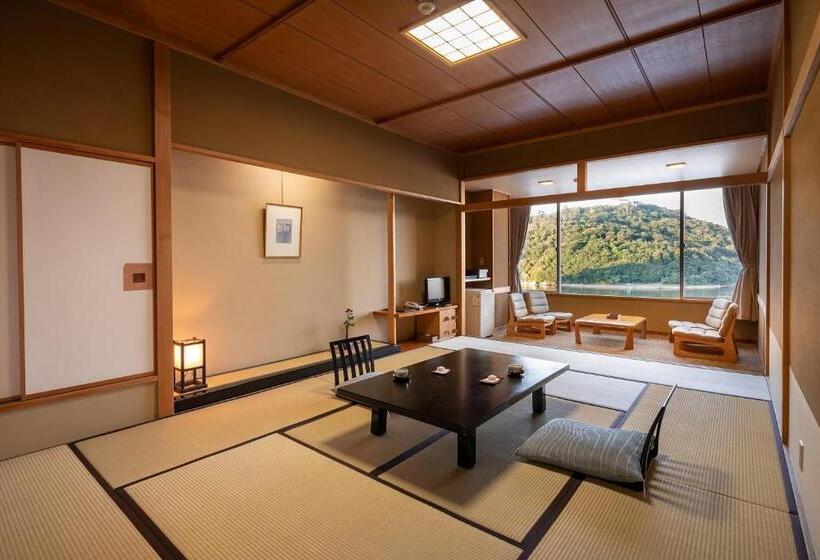 Отель Sansuikan Kinryu