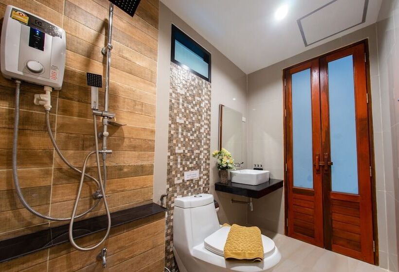 فندق Seesea Resort