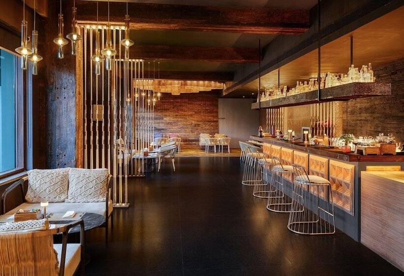 هتل Sheraton Grand Chennai Resort & Spa