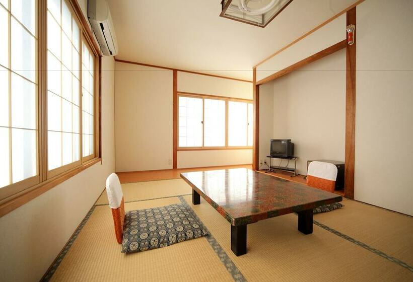 فندق Shodoshima Seaside  Matsukaze