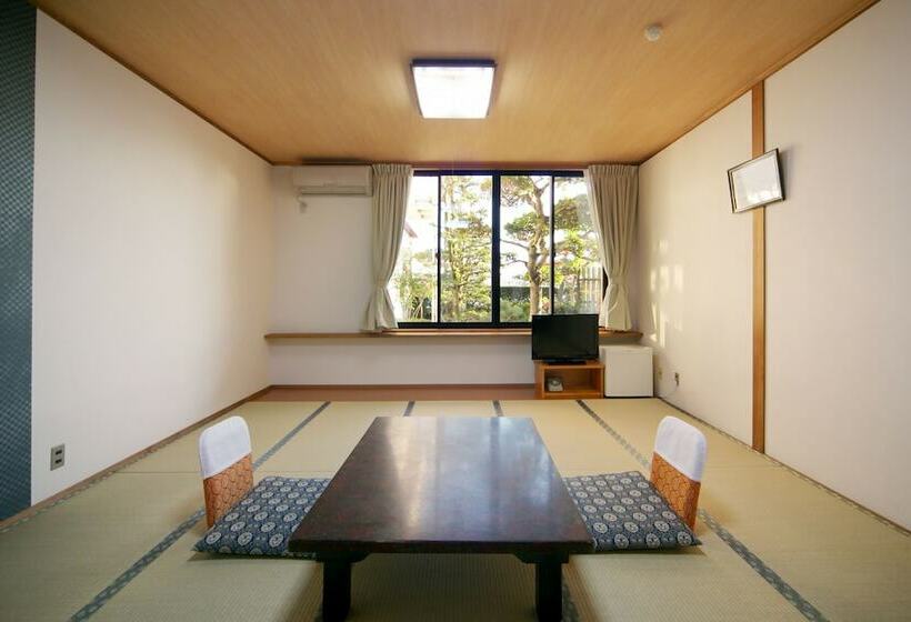 فندق Shodoshima Seaside  Matsukaze