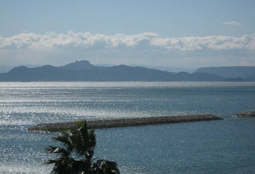 فندق Shodoshima Seaside  Matsukaze