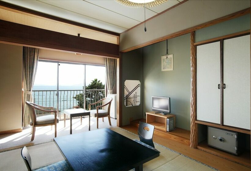 فندق Shodoshima Seaside  Matsukaze