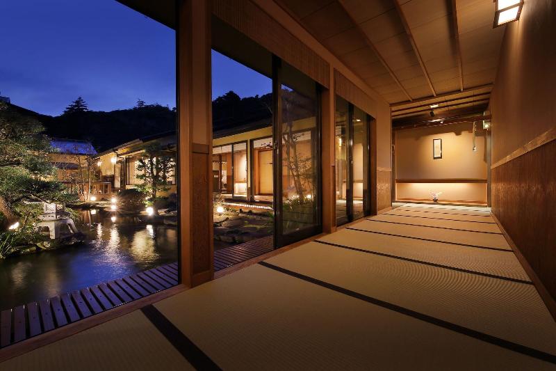 Отель Shunsai No Yado Seasonal Inn Ryokusuitei