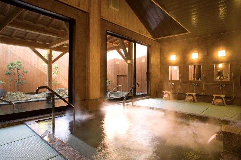 Отель Shunsai No Yado Seasonal Inn Ryokusuitei