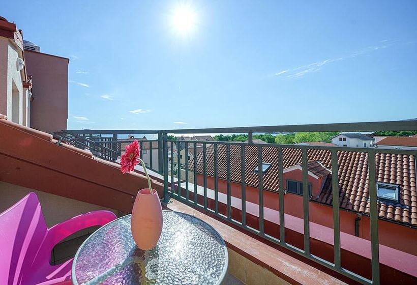 فندق Stella Maris   Style & Comfort