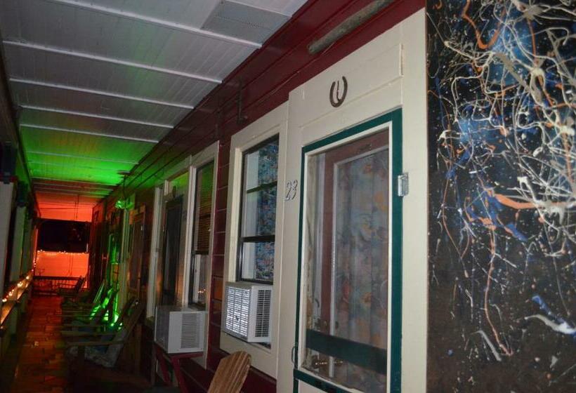 فندق The Inn At Castle Rock