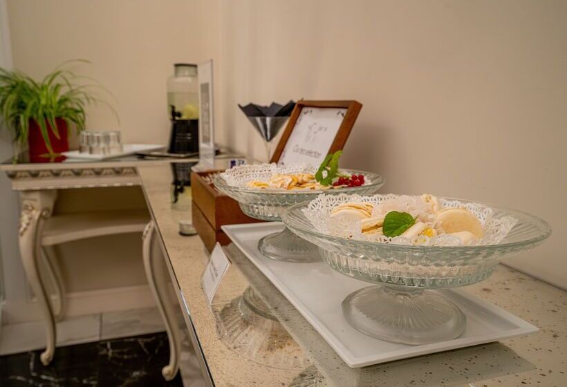 The Moon Boutique Hotel & Spa