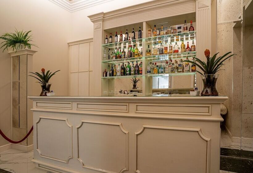 The Moon Boutique Hotel & Spa