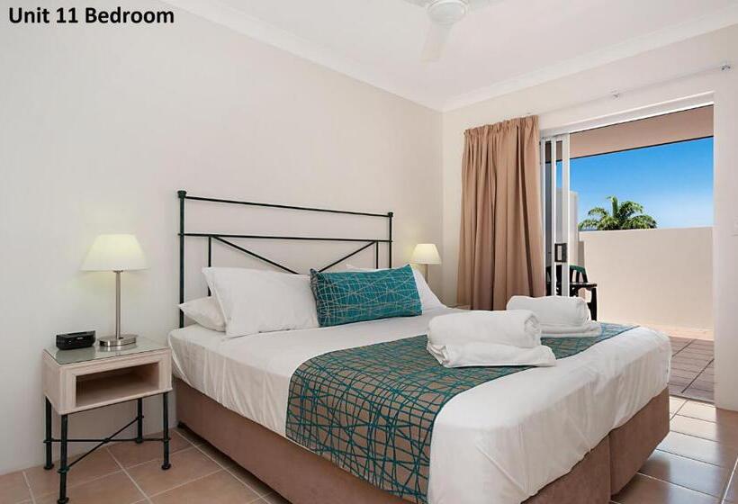 ホテル The Newport On Macrossan   Adults Only