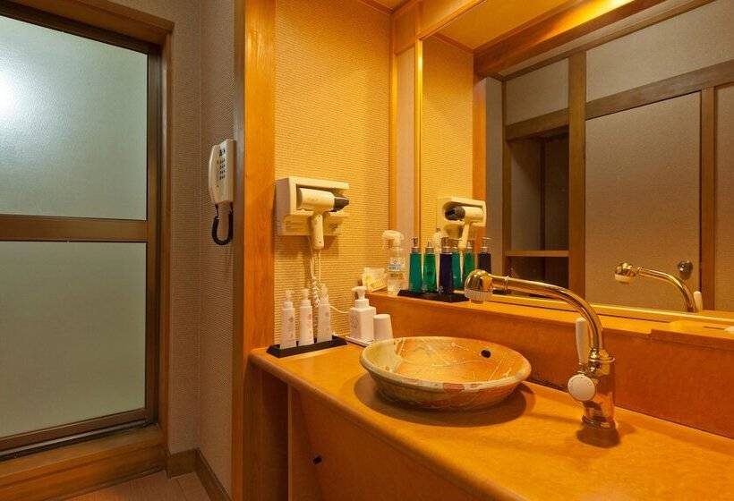 فندق Umibenokakureyu Seiryu