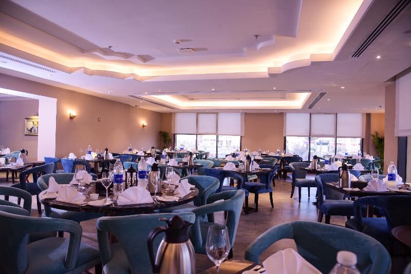 호텔 Warwick Al Khobar