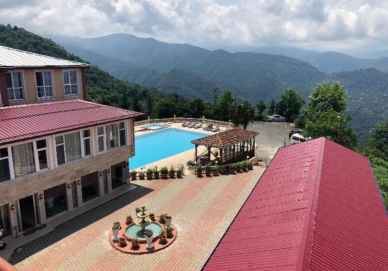 Hotel Zarha Mountain Resort
