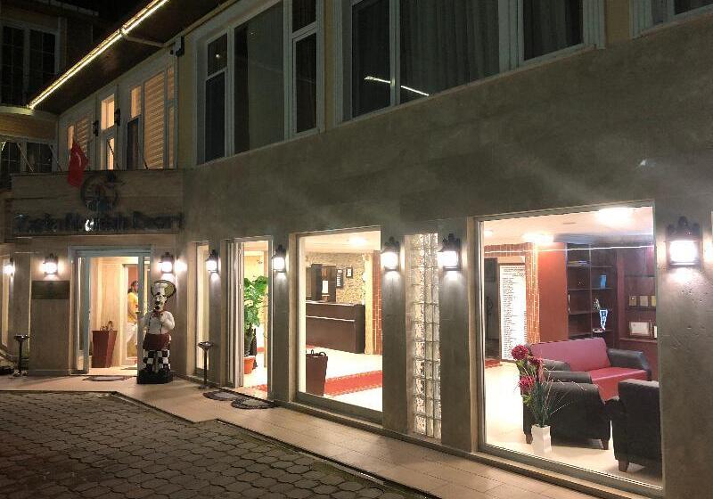 Hotel Zarha Mountain Resort