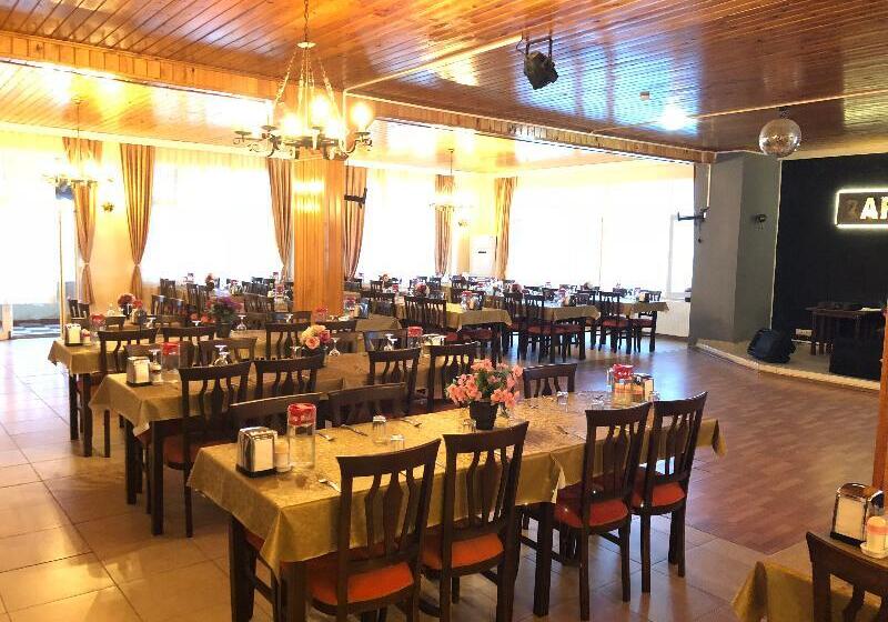 Hotel Zarha Mountain Resort