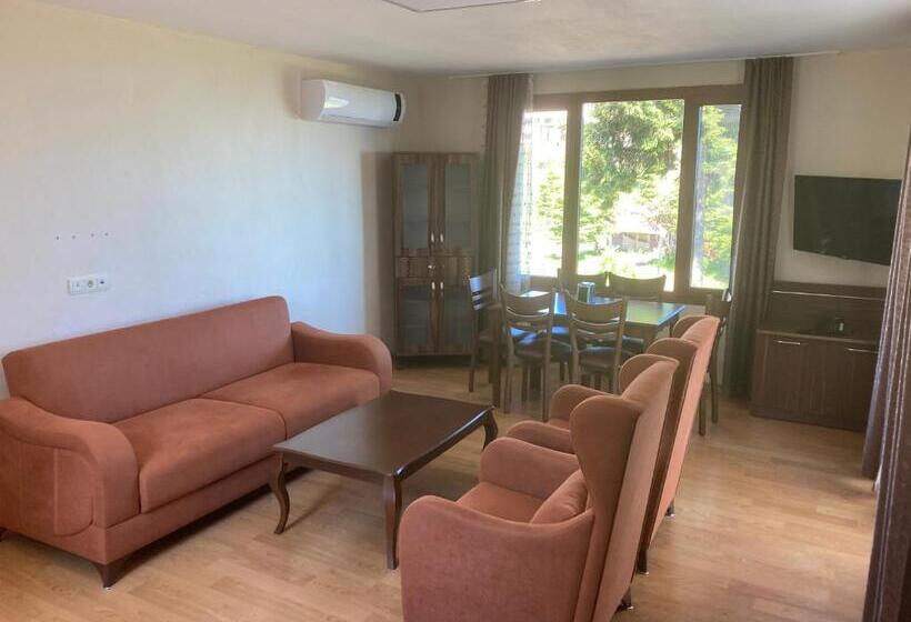 Hotel Zarha Mountain Resort