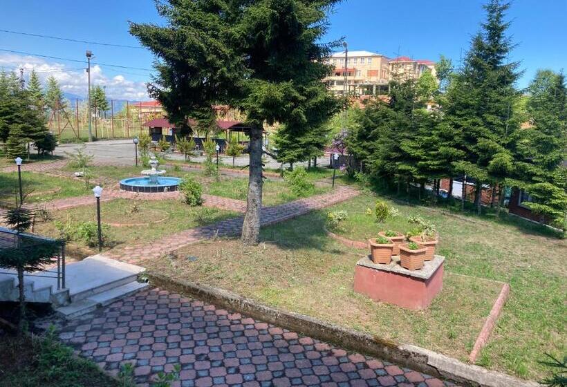 Hotel Zarha Mountain Resort