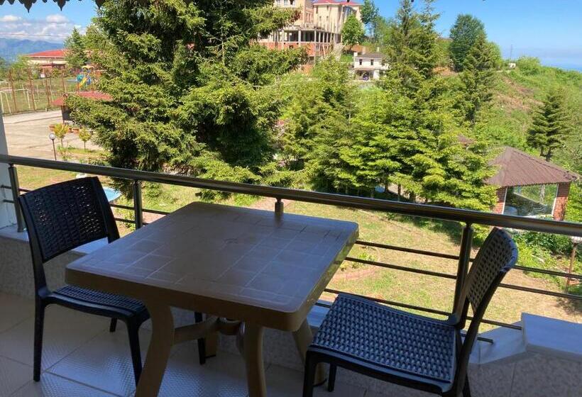 Hotel Zarha Mountain Resort