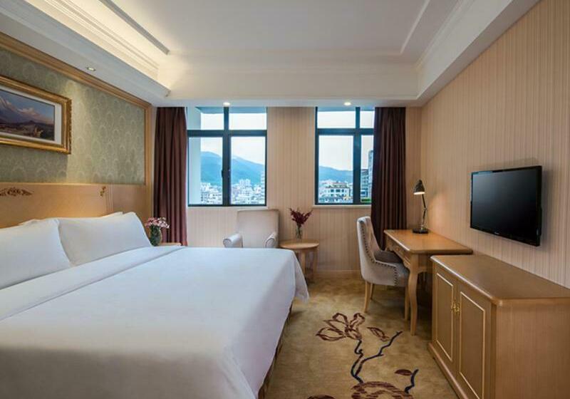 Vienna Hotel Shenzhen East Railway Station