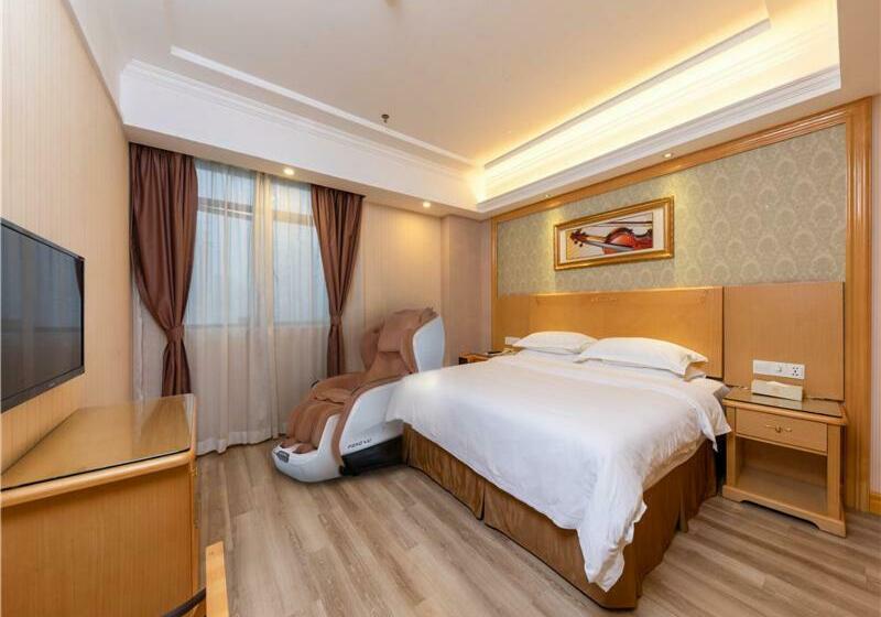 Vienna Hotel Shenzhen East Railway Station