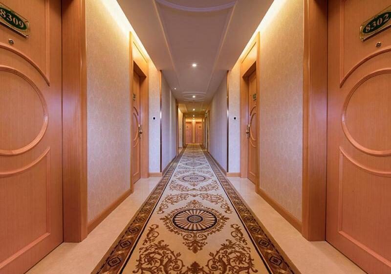 Vienna Hotel Shenzhen Lo Wu Control Point