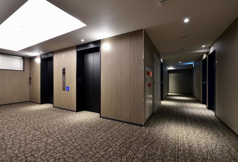 酒店 Lub D Osaka Honmachi   Near Dotonbori & Next To Hommachi Station