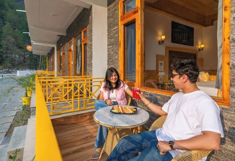 Общежитие The Social Stays Kasol Formerly Artbuzz