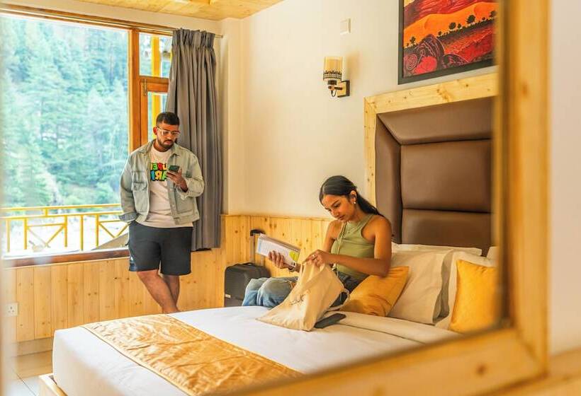 Общежитие The Social Stays Kasol Formerly Artbuzz