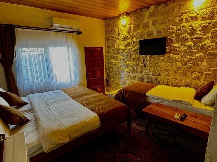 Kasr i Han Konagi Otel