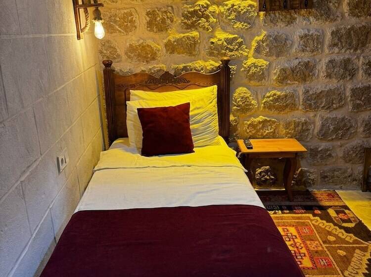 Kasr i Han Konagi Otel