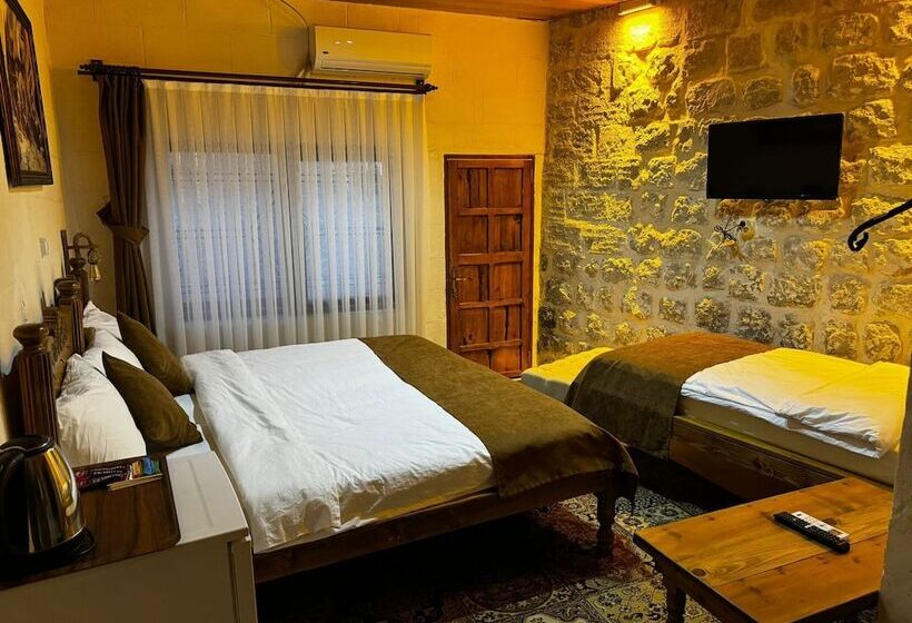 Kasr i Han Konagi Otel