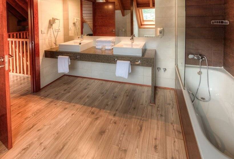 Apartahotel Tres Quiñones