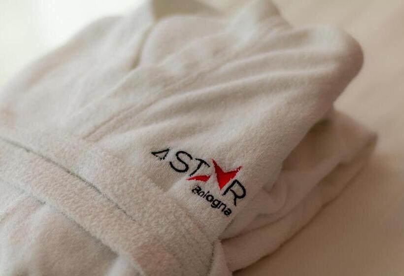 Отель 4 Star Suite Spa   Self Check In